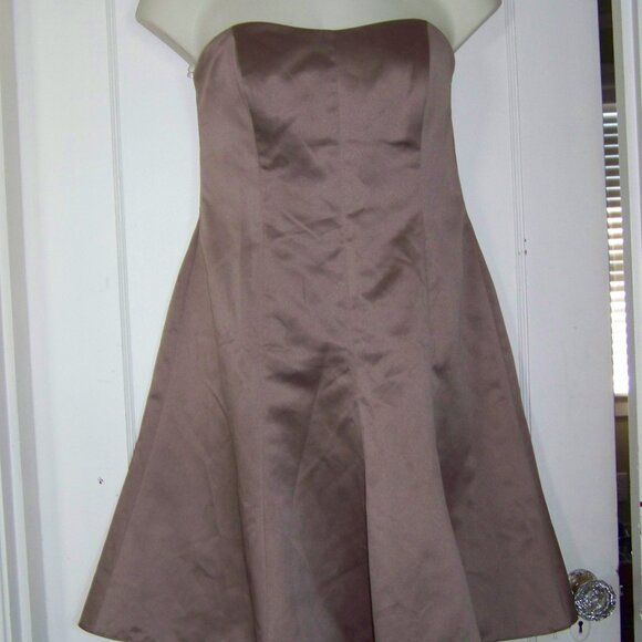 David Bridal Tan Strapless Brides Maid or Prom Dress Includes cream colored slip - Picture 5 of 10